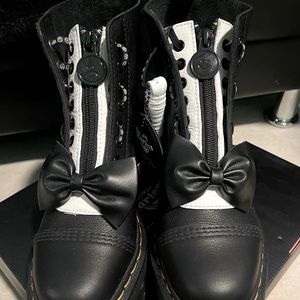 Dr. Martens Sinclair X Lazy Oaf no Discount BNWT LIMITED EDITION